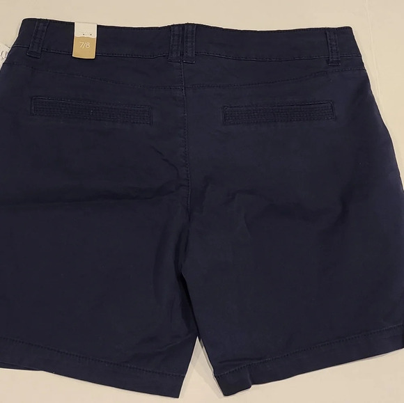 NWT Maurices Blue chino Shorts Women's sz.7/8 - Picture 4 of 10